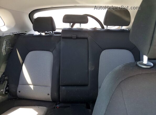 KM8K2CAA5LU572282 2020 HYUNDAI KONA Charcoal Вид задніх сидінь