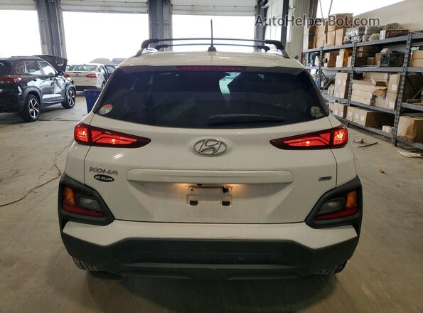 KM8K2CAA7MU615277 2021 HYUNDAI KONA White უკანა ხედი