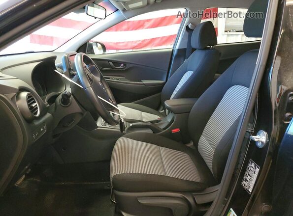 KM8K2CAA7MU687189 2021 HYUNDAI KONA Black Front interior view