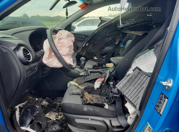KM8K2CAA8JU072193 2018 HYUNDAI KONA Blue Widok wnętrza z przodu