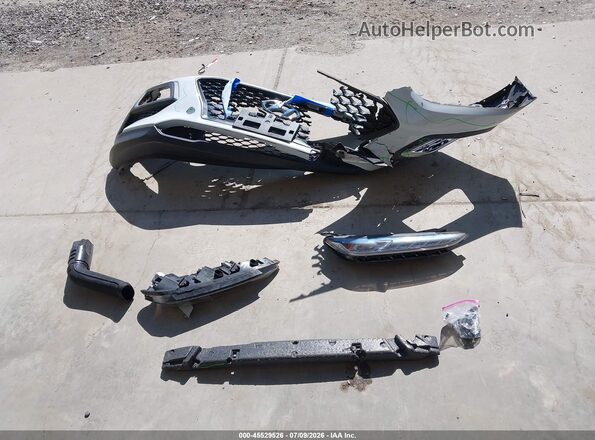 KM8K2CAA8JU150648 2018 HYUNDAI KONA White Instrument cluster view
