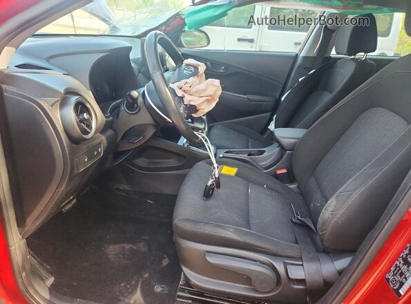 KM8K2CAB0PU933383 2023 HYUNDAI KONA Красный Вид салона спереди
