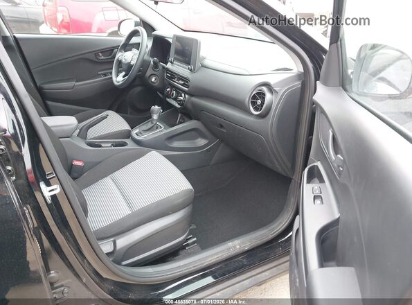 KM8K2CAB3PU058008 2023 HYUNDAI KONA Black Widok wnętrza z przodu