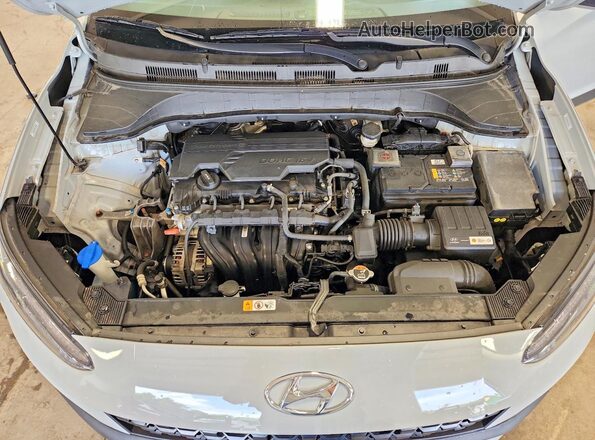 KM8K2CAB6NU863188 2022 HYUNDAI KONA Gray ძრავის განყოფილების ხედი