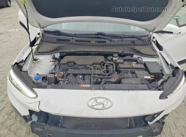 KM8K32AB1NU837217 2022 HYUNDAI KONA White ძრავის განყოფილების ხედი