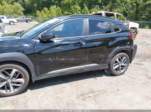 KM8K33A56MU654880 2021 HYUNDAI KONA Black Widok z przodu
