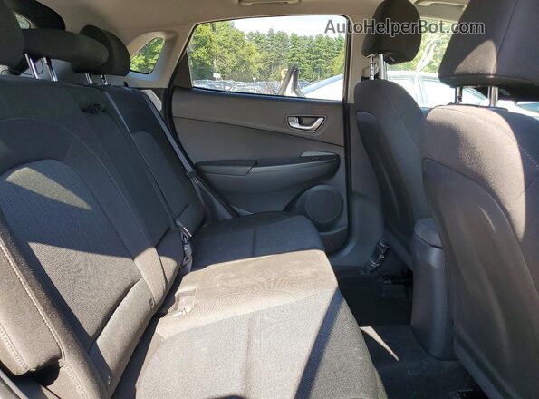 KM8K3CAB2NU817287 2022 HYUNDAI KONA Black უკანა სალონის ხედი