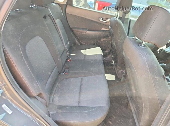KM8K3CAB2PU021769 2023 HYUNDAI KONA Gray Widok wnętrza z tyłu