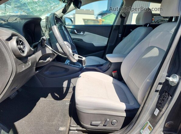 KM8K3CAB3PU002972 2023 HYUNDAI KONA Gray Вид салону спереду