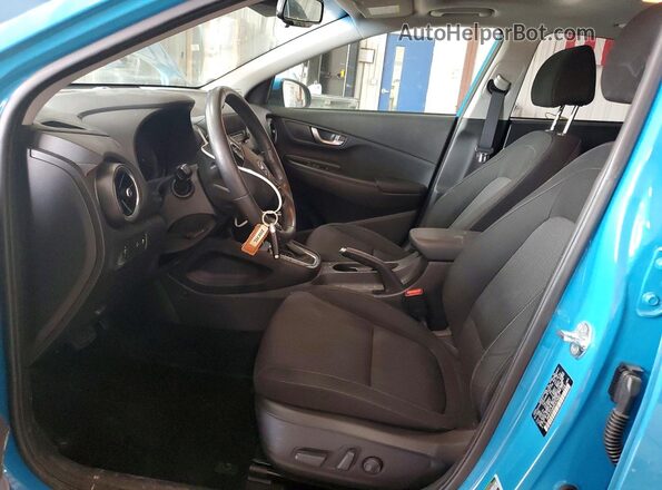 KM8K3CAB4PU974807 2023 HYUNDAI KONA Blue Вид салону спереду