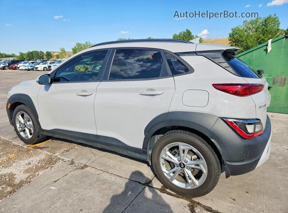 KM8K3CAB6NU818149 2022 HYUNDAI KONA Gray Trasero izquierdo