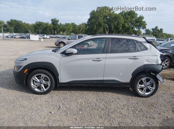 KM8K3CAB6NU919627 2022 HYUNDAI KONA Gray Սալոնի 360 աստիճան տեսք