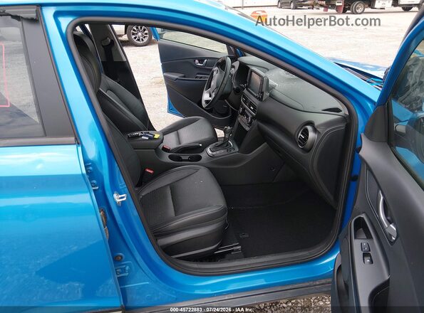 KM8K5CA51LU548538 2020 HYUNDAI KONA Blue Widok wnętrza z przodu