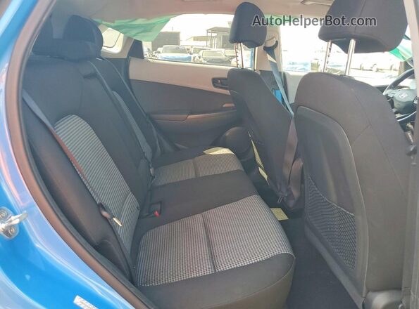 KM8K62AA2KU246484 2019 HYUNDAI KONA Blue Rear interior view