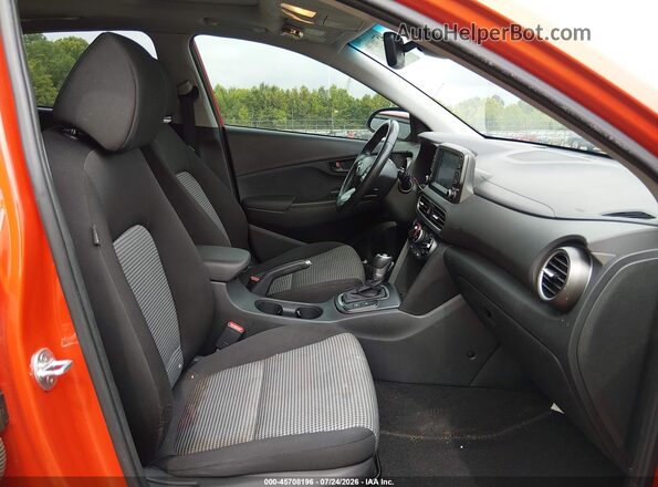 KM8K62AA5LU462945 2020 HYUNDAI KONA Orange Widok wnętrza z przodu