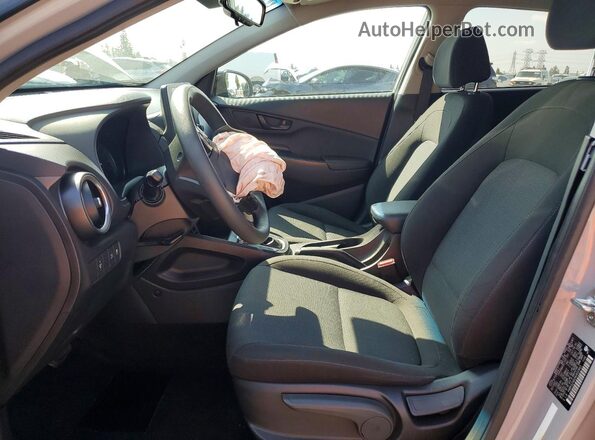 KM8K62AB2NU832843 2022 HYUNDAI KONA Gray Front interior view
