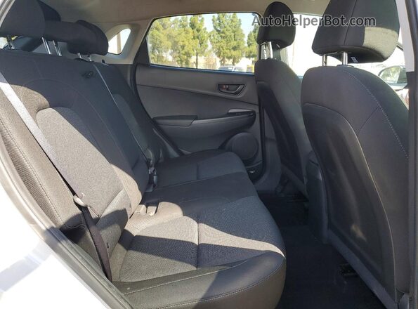 KM8K62AB2NU832843 2022 HYUNDAI KONA Gray Rear interior view