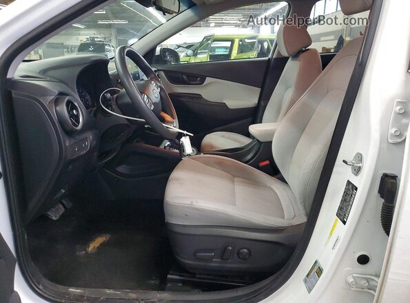 KM8K62AB2PU011373 2023 HYUNDAI KONA White წინა სალონის ხედი