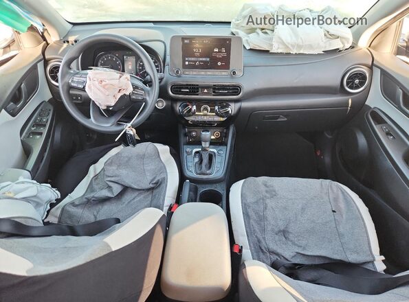 KM8K62AB3PU007087 2023 HYUNDAI KONA Silver Widok deski rozdzielczej