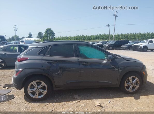 KM8K62AB7PU981560 2023 HYUNDAI KONA Gray Vista interior trasera