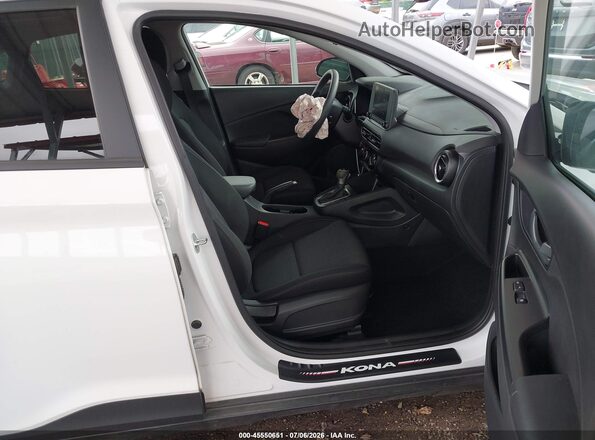 KM8K62AB8PU021924 2023 HYUNDAI KONA White Vista interior delantera