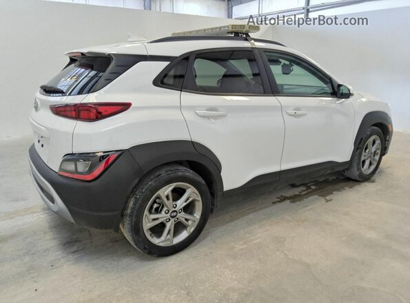 KM8K62ABXPU050986 2023 HYUNDAI KONA White Tył prawy