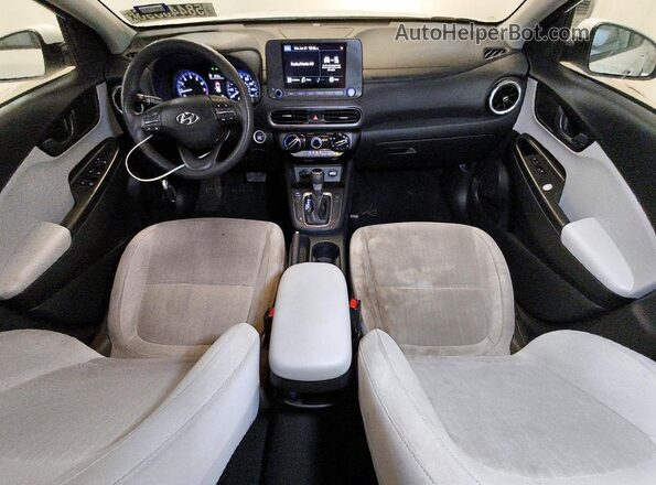 KM8K62ABXPU050986 2023 HYUNDAI KONA White Widok deski rozdzielczej