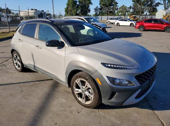 KM8K62ABXPU937343 2023 HYUNDAI KONA Gray Przód prawy