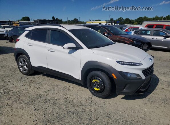KM8K62ABXPU980550 2023 HYUNDAI KONA White Przód prawy