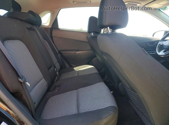 KM8K6CAA1LU539087 2020 HYUNDAI KONA Black Widok tylnych siedzeń