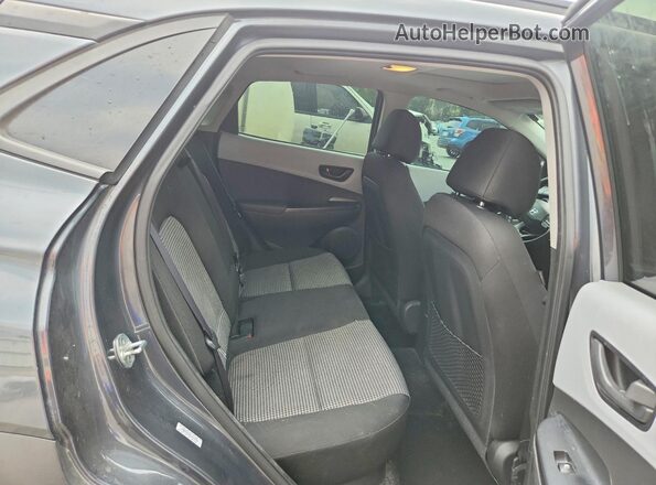 KM8K6CAA6LU419365 2020 HYUNDAI KONA Gray Вид задньої частини салону