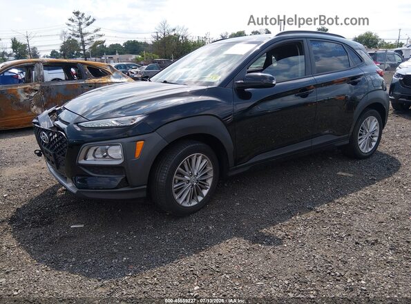KM8K6CAA6MU678617 2021 HYUNDAI KONA Black წინა მარცხენა ხედი სამი მეოთხედიდან