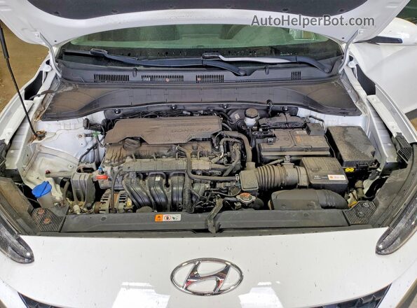 KM8K6CAB4PU053243 2023 HYUNDAI KONA White ძრავის განყოფილების ხედი