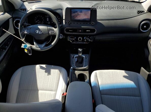 KM8K6CAB9PU943933 2023 HYUNDAI KONA Белый Вид панели приборов