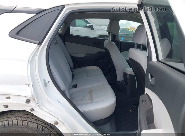 KM8K6CABXPU021851 2023 HYUNDAI KONA White Vista de la etiqueta del VIN