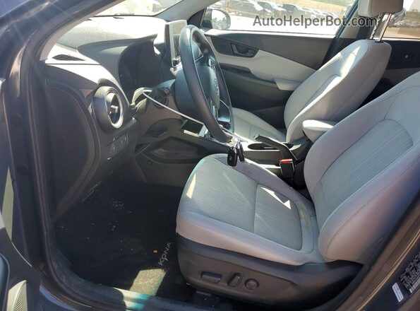 KM8K6CABXPU985687 2023 HYUNDAI KONA Gray Вид салону спереду