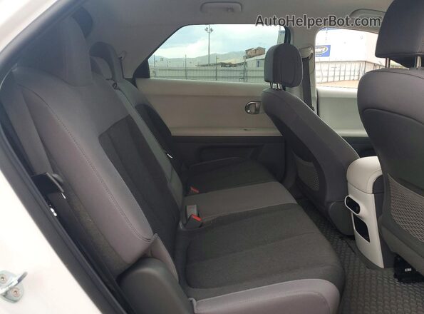 KM8KM4AE2NU080881 2022 HYUNDAI IONIQ White Вид задньої частини салону