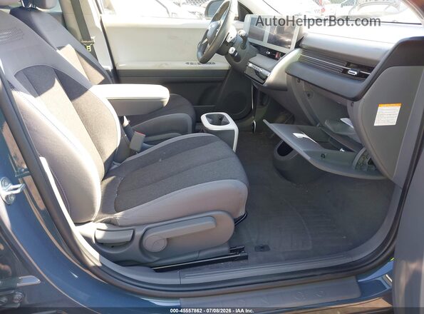KM8KM4AE2NU088379 2022 HYUNDAI IONIQ 5 Teal Front interior view