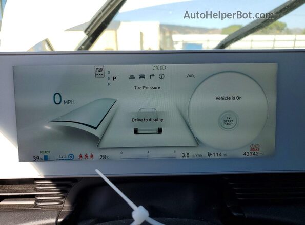 KM8KM4AE3PU145255 2023 HYUNDAI IONIQ White Widok zestawu wskaźników