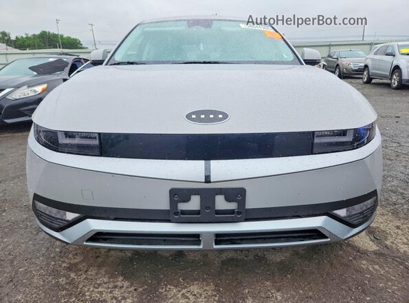 KM8KMDAF0PU135369 2023 HYUNDAI IONIQ Gray Widok z przodu