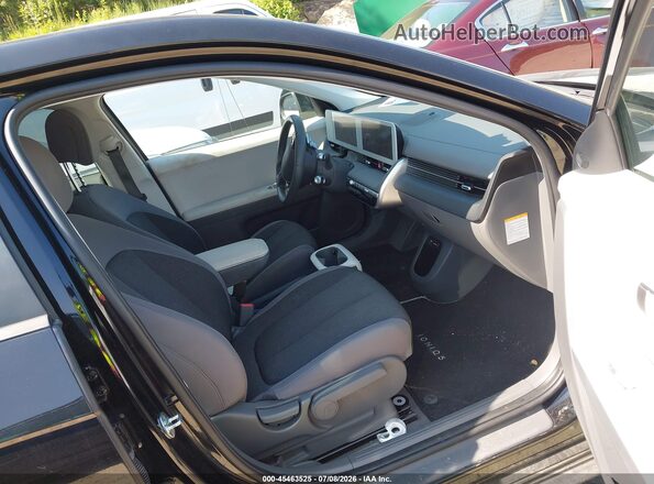 KM8KMDAF2NU101639 2022 HYUNDAI IONIQ 5 Black Front interior view