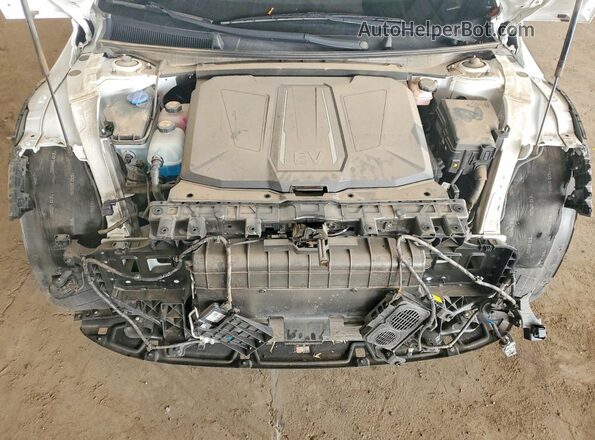 KM8KN4AE8PU166017 2023 HYUNDAI IONIQ White Вид задньої частини салону