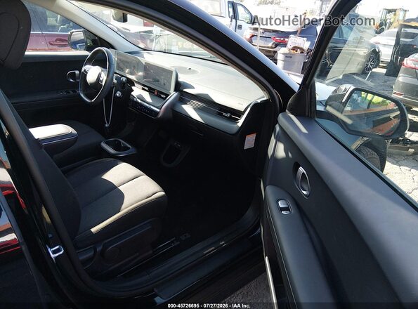 KM8KN4DE4RU246493 2024 HYUNDAI IONIQ 5 Черный Вид салона спереди
