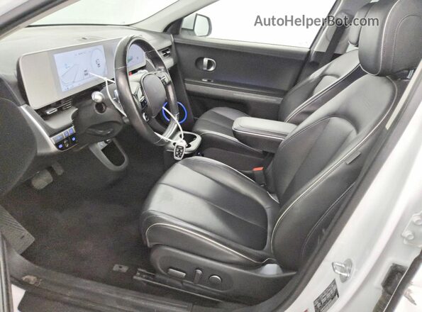 KM8KNDAF0PU230978 2023 HYUNDAI IONIQ Белый Вид салона спереди