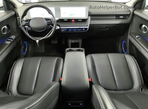 KM8KNDAF0PU230978 2023 HYUNDAI IONIQ Белый Вид панели приборов