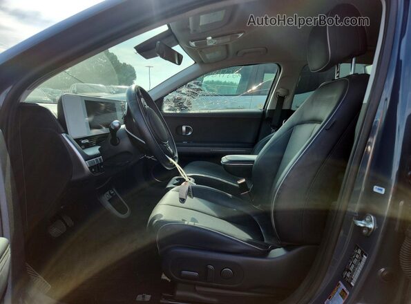 KM8KNDAF2PU141431 2023 HYUNDAI IONIQ Gray Front interior view