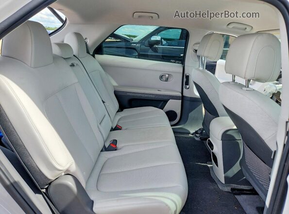 KM8KNDAF4PU191828 2023 HYUNDAI IONIQ Gray Widok tylnych siedzeń