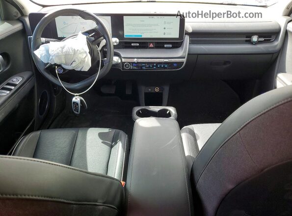 KM8KNDAF4PU229753 2023 HYUNDAI IONIQ White წინა პანელის ხედი