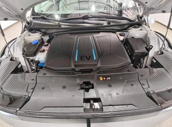 KM8KNDAF7PU199356 2023 HYUNDAI IONIQ Silver Engine compartment view