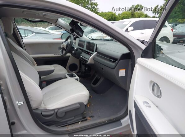 KM8KNDAF9PU154015 2023 HYUNDAI IONIQ 5 Серый Вид салона спереди